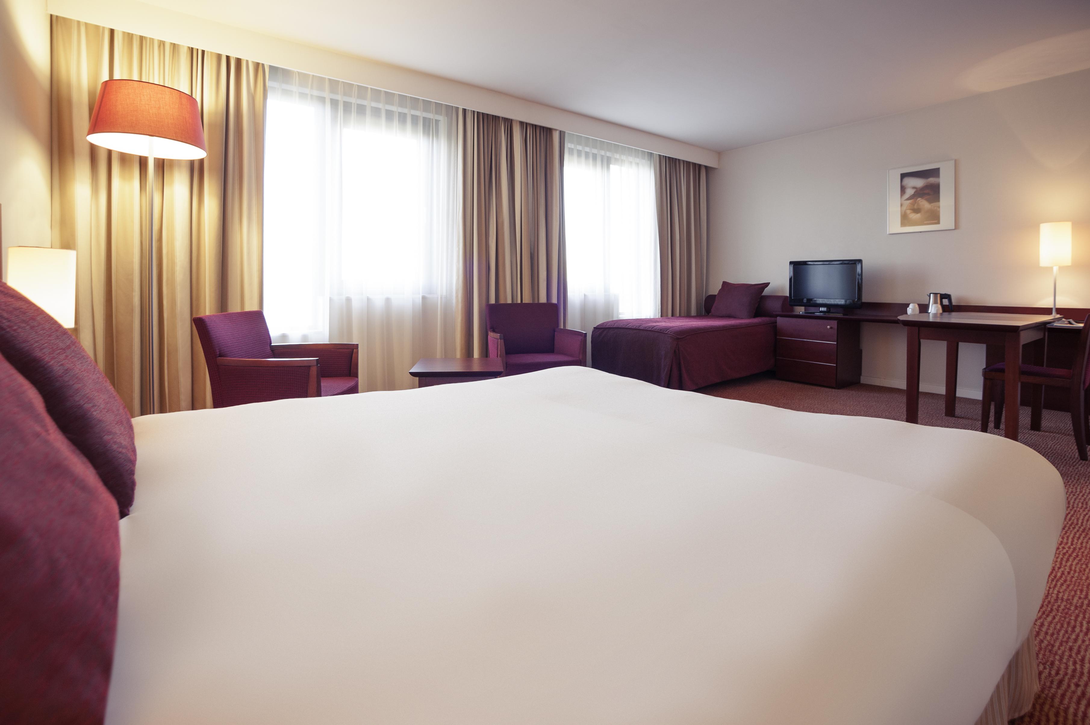Mercure Hotel Brussels Airport Диегем Екстериор снимка