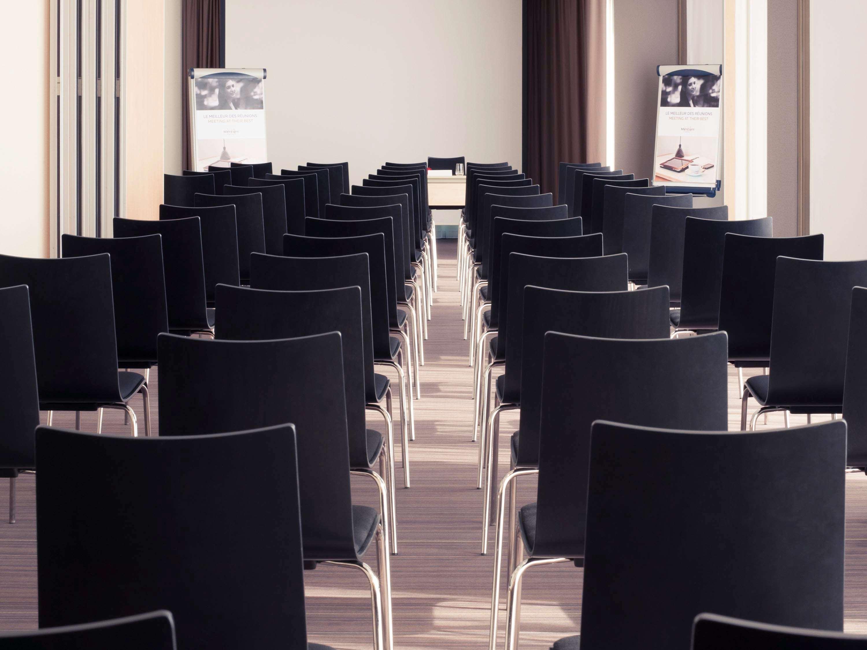 Mercure Hotel Brussels Airport Диегем Екстериор снимка