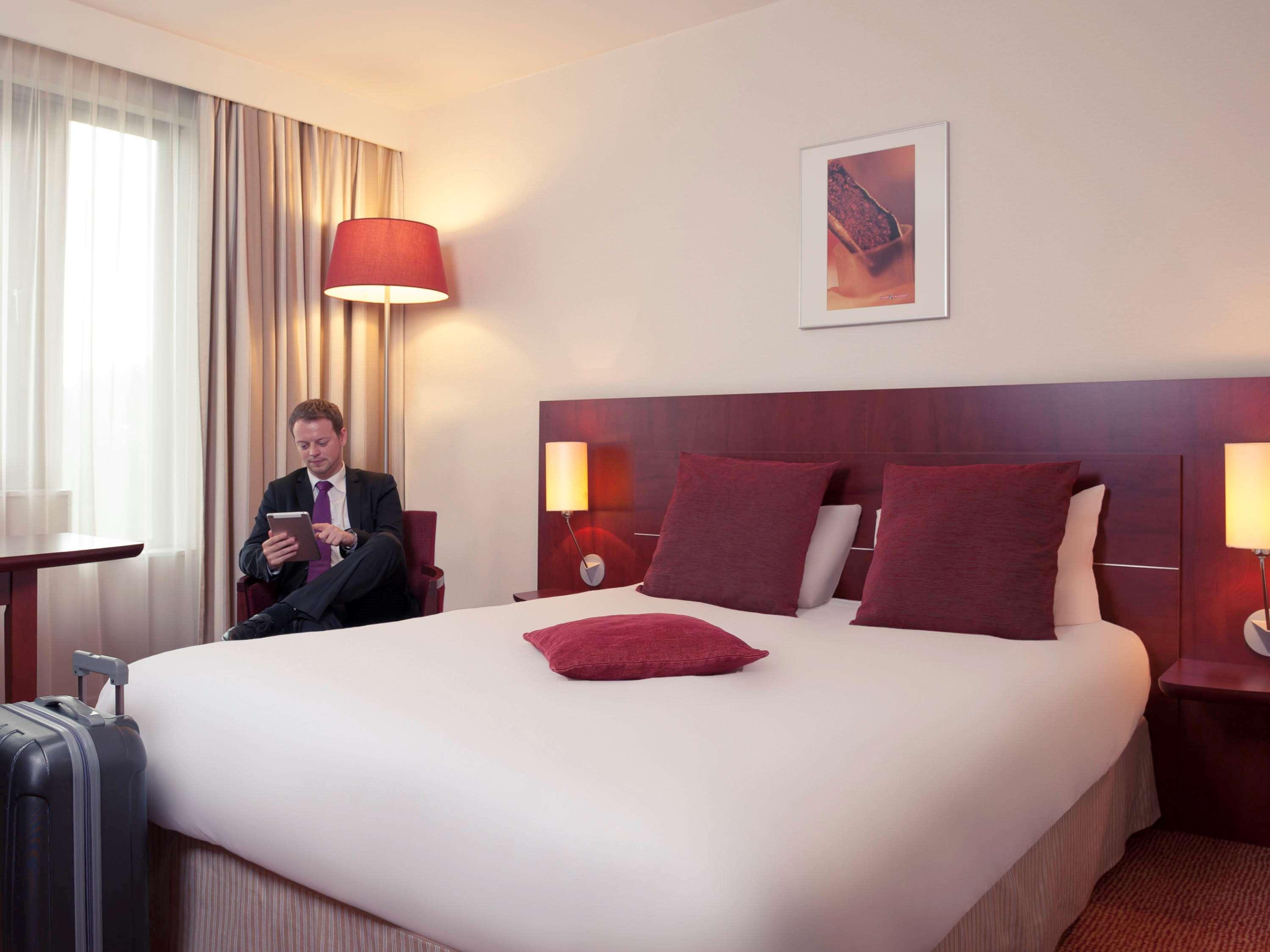 Mercure Hotel Brussels Airport Диегем Екстериор снимка