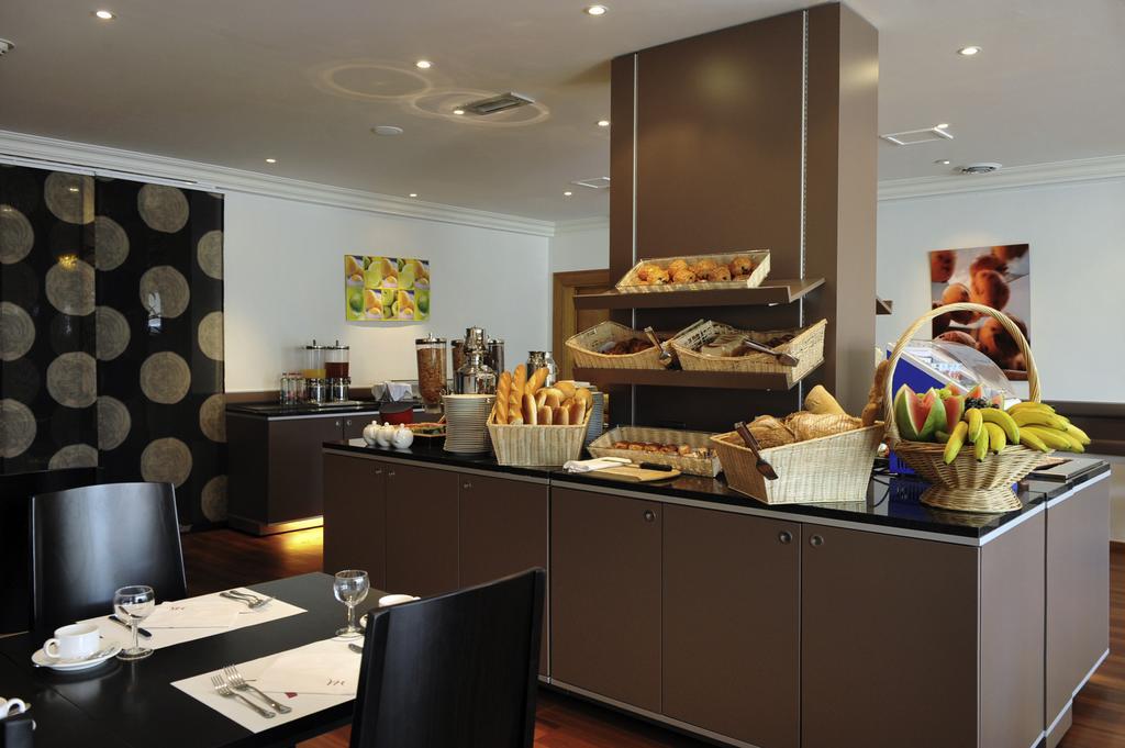 Mercure Hotel Brussels Airport Диегем Екстериор снимка