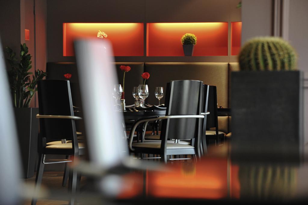 Mercure Hotel Brussels Airport Диегем Екстериор снимка