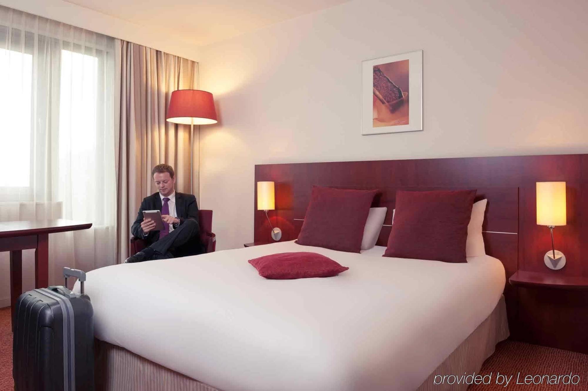 Mercure Hotel Brussels Airport Диегем Екстериор снимка