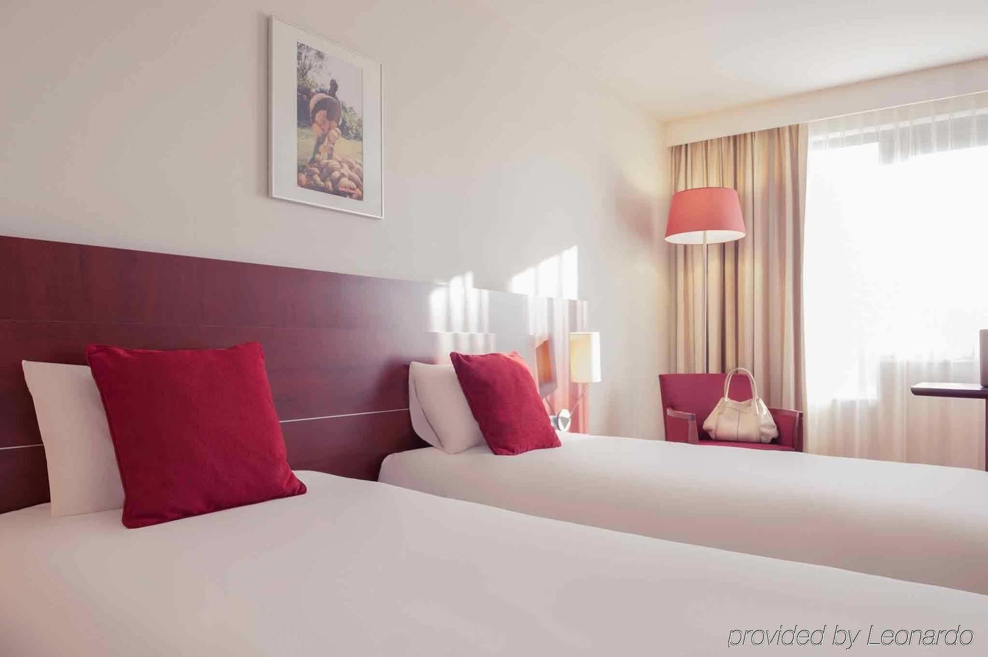 Mercure Hotel Brussels Airport Диегем Екстериор снимка